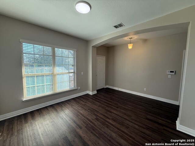 Image 4 of 20 For 609 Community