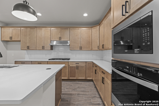 Listing photo id 26 for 342 Bodensee Place