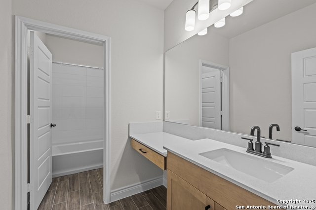 Listing photo id 2 for 342 Bodensee Place