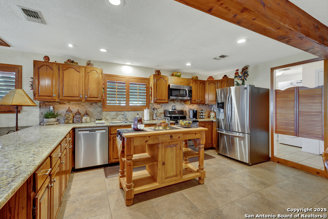 Image 16 of 39 For 1631 Cattail