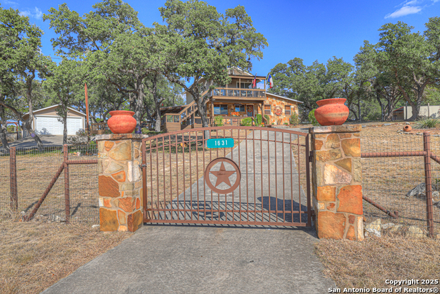 Image 2 of 39 For 1631 Cattail
