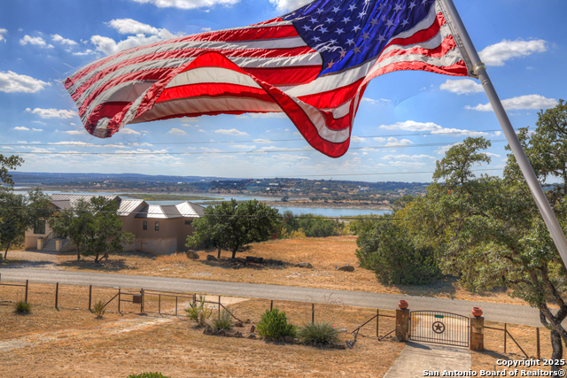 Image 30 of 39 For 1631 Cattail
