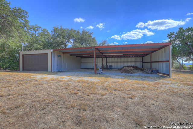 Image 38 of 39 For 1631 Cattail