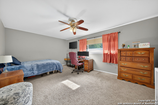 Image 15 of 21 For 129 Silver Sands E 129