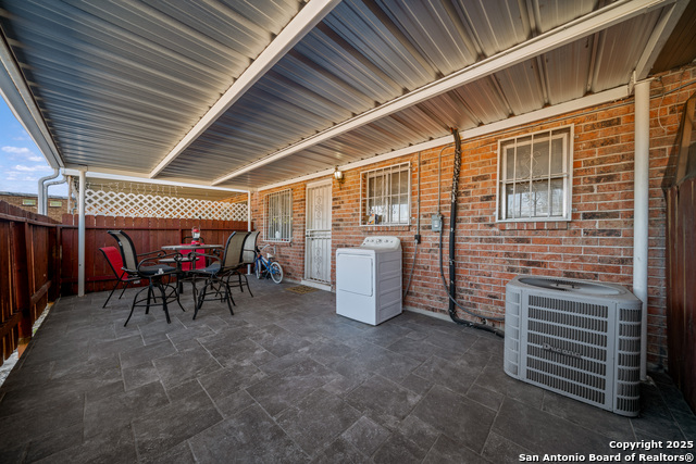 Image 18 of 21 For 129 Silver Sands E 129