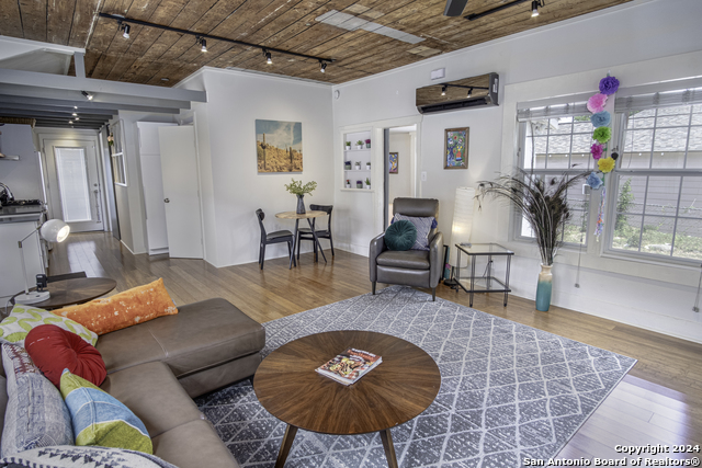 Image 2 of 16 For 311 Alamosa  