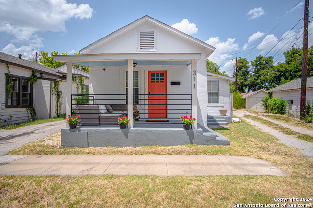 Image 3 of 16 For 311 Alamosa  