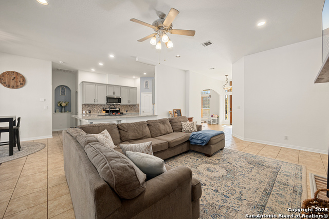 Image 11 of 48 For 166 Bridle