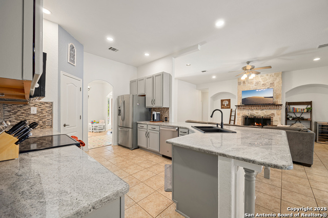 Image 14 of 48 For 166 Bridle