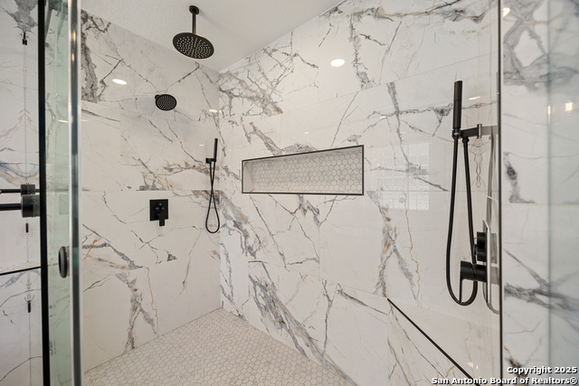 Image 23 of 48 For 166 Bridle