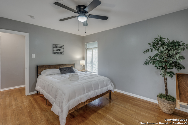 Image 9 of 11 For 339 Edgebrook