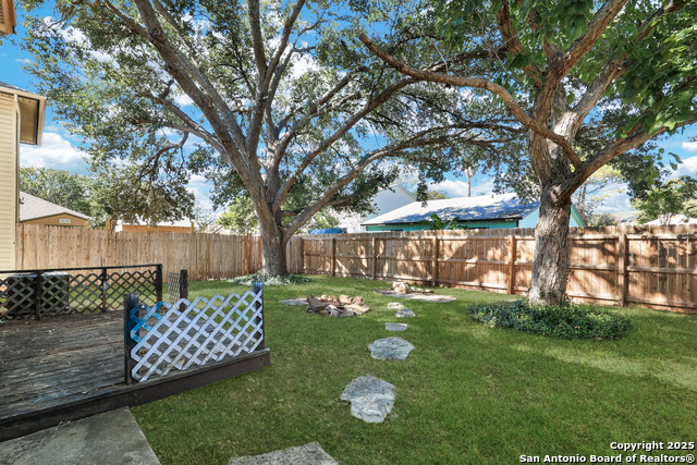 Image 23 of 24 For 7663 Claridge