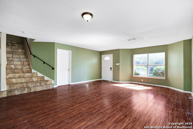 Image 4 of 24 For 7663 Claridge