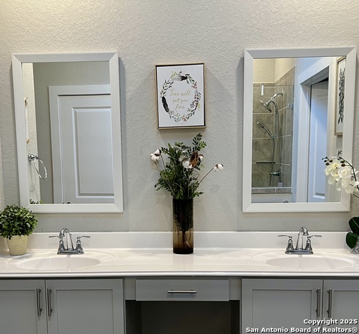 Image 16 of 36 For 7915 Needle Creek