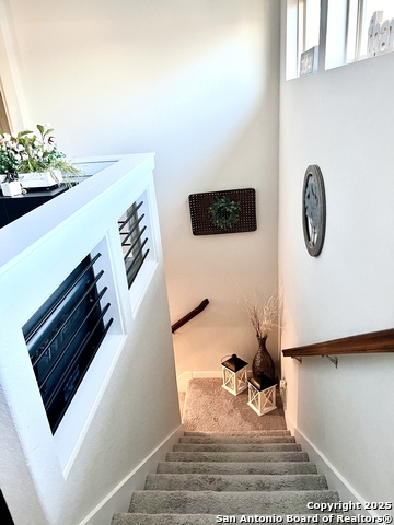 Image 27 of 36 For 7915 Needle Creek