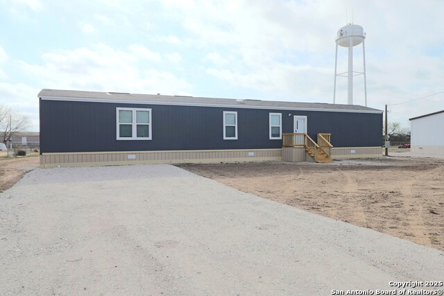 Details for 325 11th S , Poteet, TX 78065