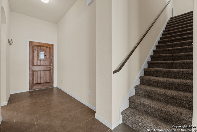 Image 4 of 36 For 3546 High Cloud