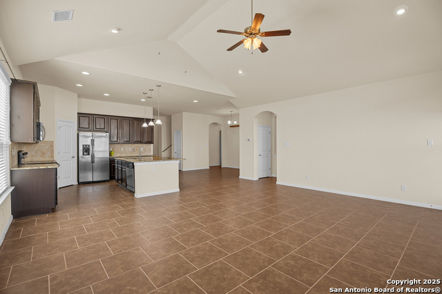 Image 7 of 36 For 3546 High Cloud