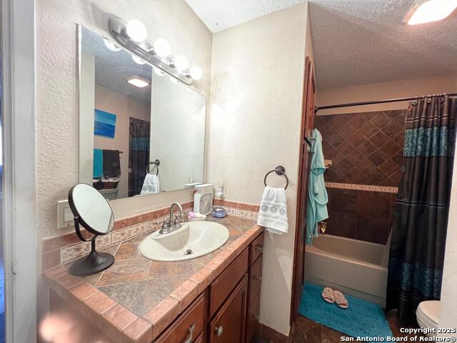 Image 18 of 23 For 4119 Medical Dr C 303