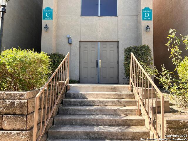 Image 2 of 23 For 4119 Medical Dr C 303