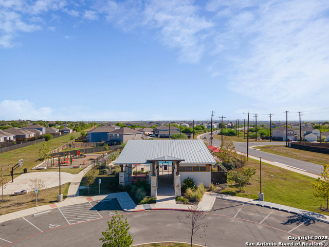 Image 28 of 29 For 5639 Pearl Meadow