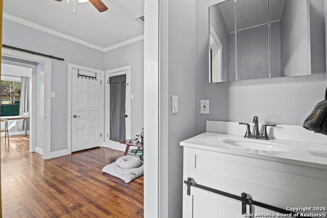 Image 18 of 21 For 281 Hermine Blvd