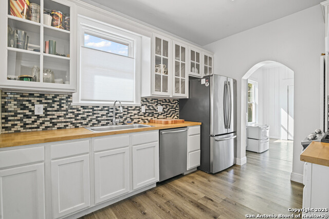 Image 9 of 21 For 281 Hermine Blvd