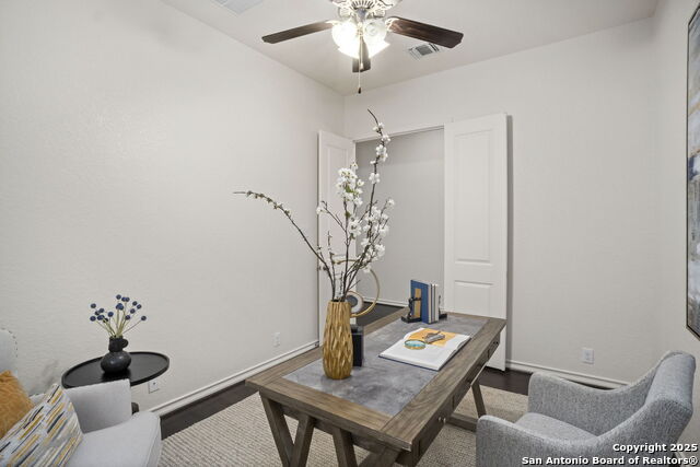 Image 19 of 26 For 111 Cimarron