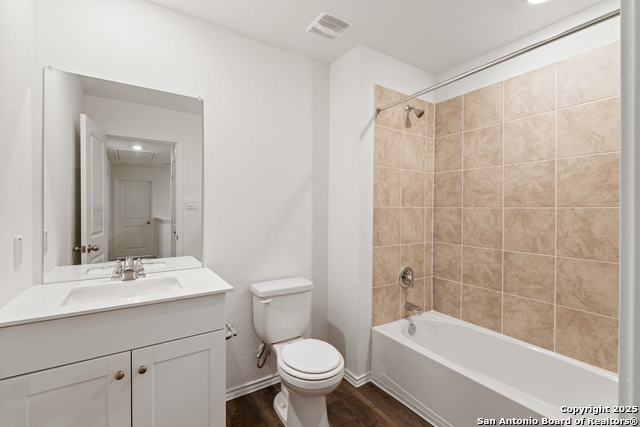 Image 11 of 16 For 5714 Bailey Downs