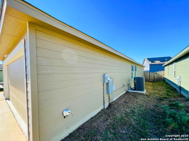 Image 21 of 33 For 13307 Dutra  