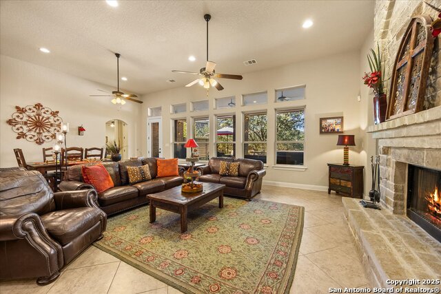 Listing photo id 10 for 8907 Irving Hill