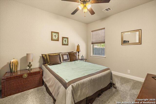 Listing photo id 30 for 8907 Irving Hill