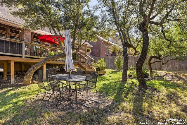 Listing photo id 47 for 8907 Irving Hill