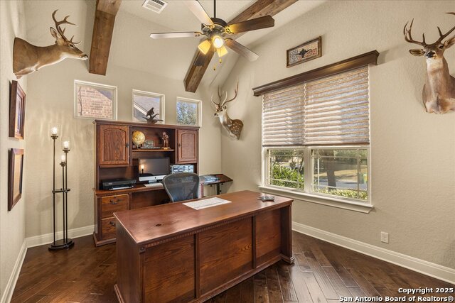 Listing photo id 5 for 8907 Irving Hill