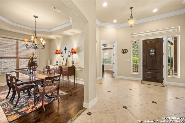 Listing photo id 7 for 8907 Irving Hill