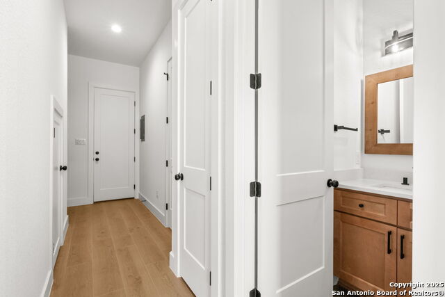 Image 13 of 37 For 115 Dowdy