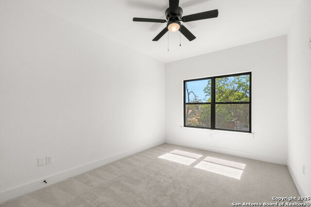 Image 18 of 37 For 115 Dowdy