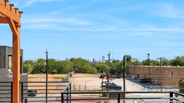 Image 28 of 37 For 115 Dowdy