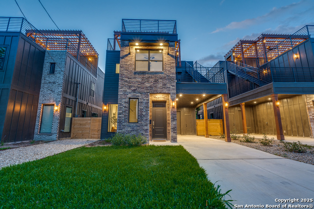 Image 31 of 37 For 115 Dowdy