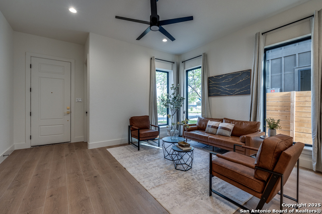 Image 35 of 37 For 115 Dowdy