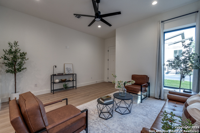 Image 36 of 37 For 115 Dowdy