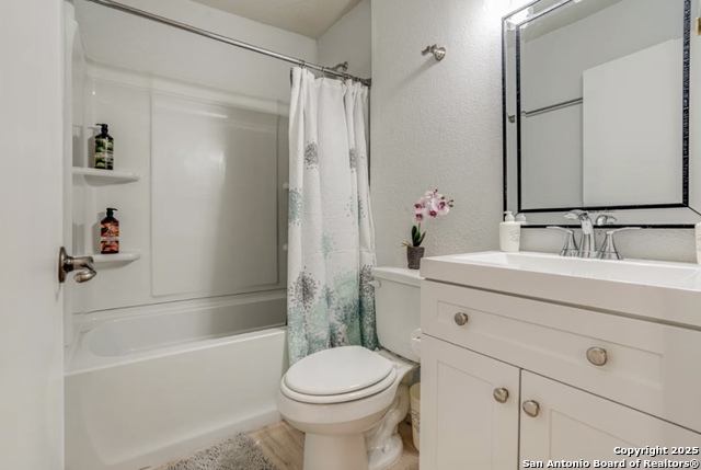 Image 21 of 24 For 7131 Larksong