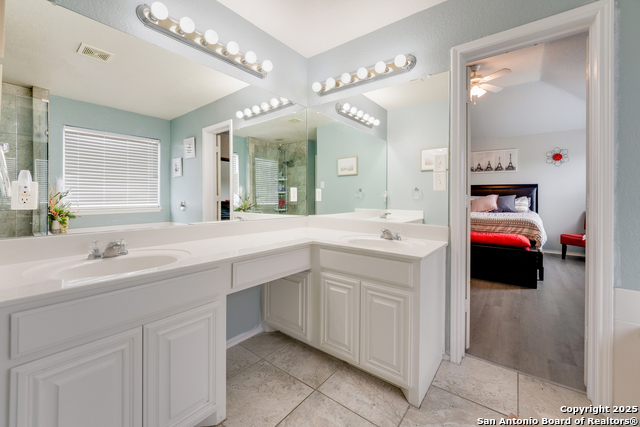 Image 22 of 32 For 6006 Lakefront St