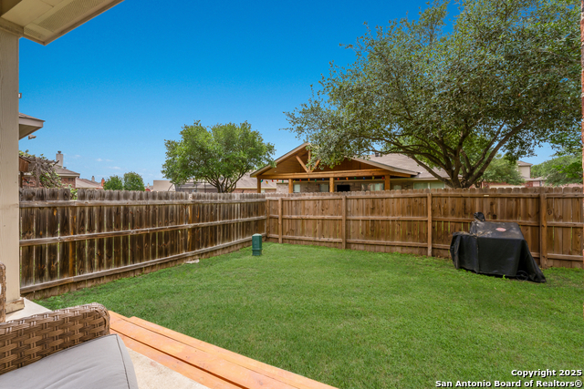 Image 29 of 32 For 6006 Lakefront St