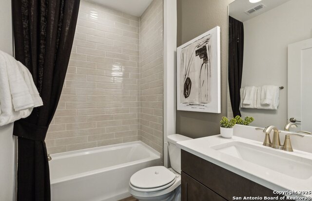 Image 14 of 16 For 625 Dayflower Lane