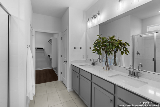 Image 19 of 24 For 2242 Pinyon Drive