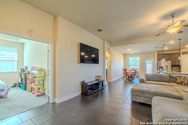 Image 10 of 31 For 2267 Meadow Way