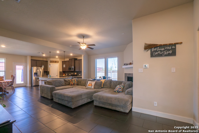 Image 11 of 31 For 2267 Meadow Way