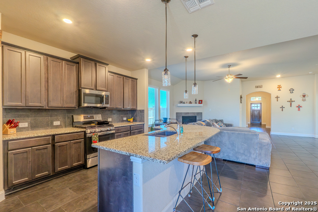 Image 4 of 31 For 2267 Meadow Way