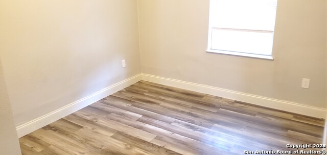 Image 11 of 18 For 615 Delmar  